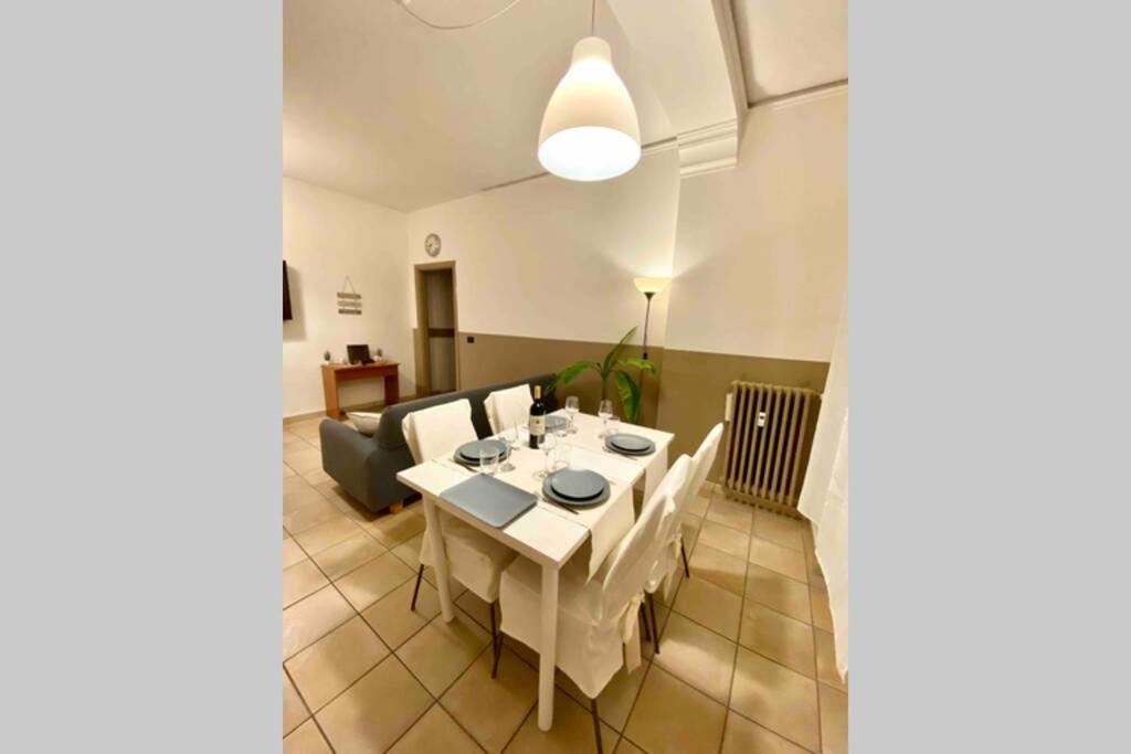 Appartamento Cozy In Super Centro! Asti Exterior foto